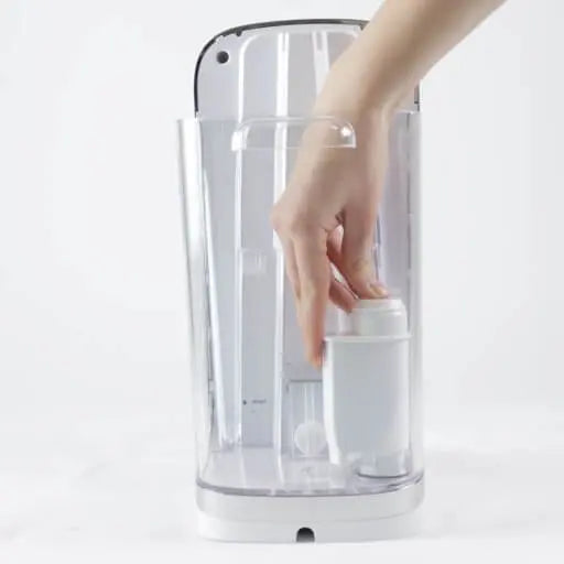 Comment installer un filtre à eau dans mon réservoir d'eau BRU Maker One ? BRU AG